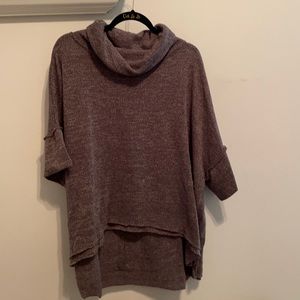 Loose turtle neck short sleeve tunic